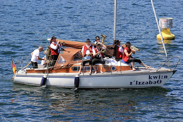 型变化来限 型变化来限